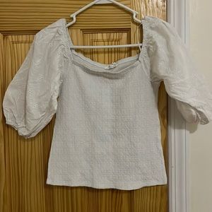 Selling this cute floral sleeved blouse! Matches great with  skirt and jeans